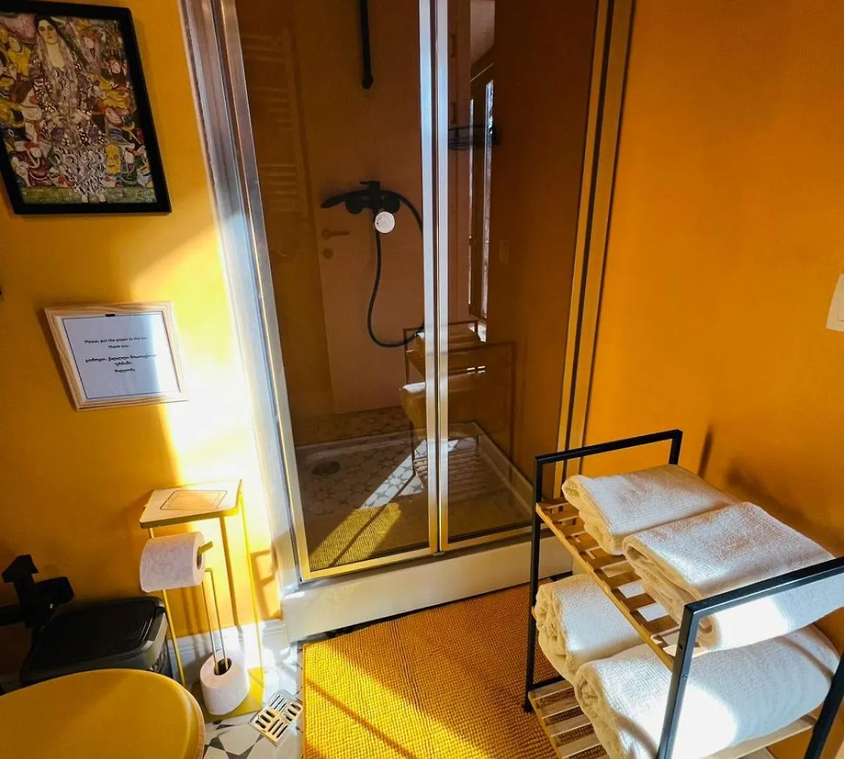 Nina'S Winery Forest House In Kiketi 트빌리시